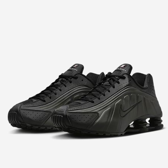 Nike Shox R4 - Picture 2 of 9